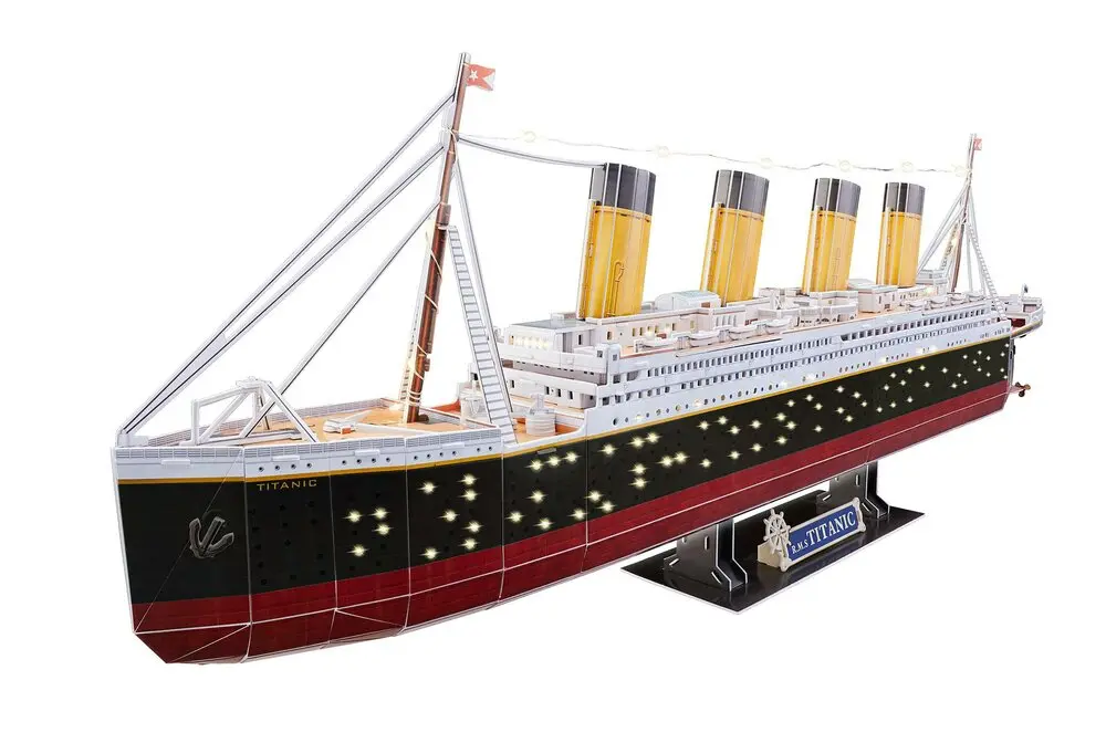 RMS Titanic - LED Edition