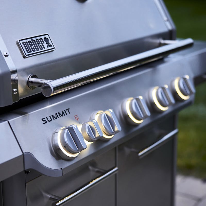 Summit FS38 S Gas Barbecue
