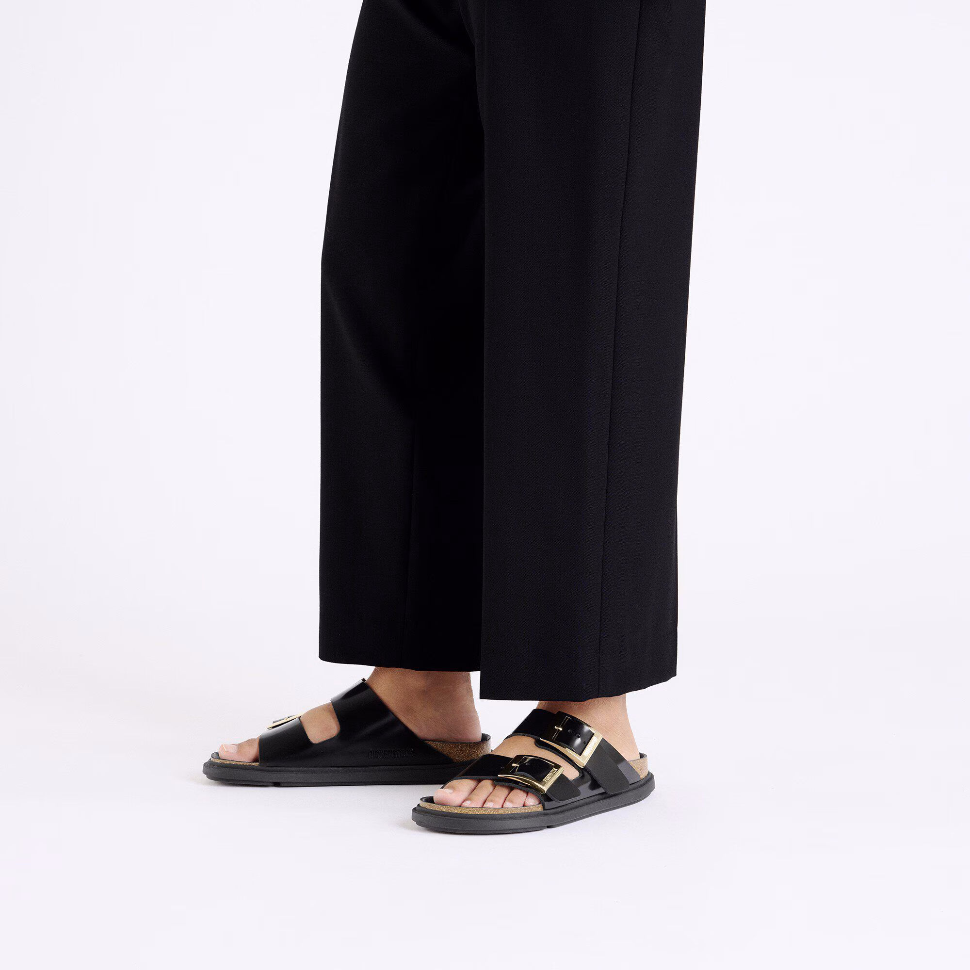 Arizona Droplet Buckle Naturleder Lack - High Shine Black