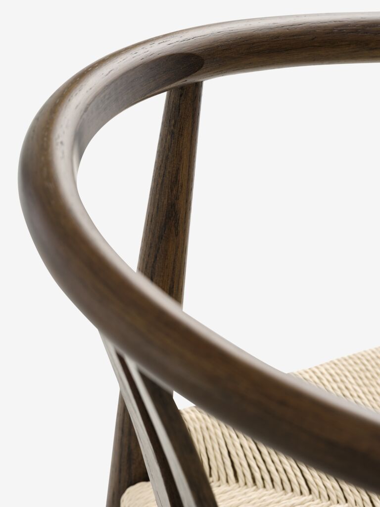 GUDERUP Matstol GUDERUP mörk ek/natur