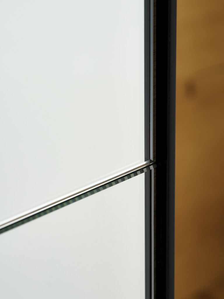 RABERG Garderob RABERG 200x200 m/spegel varm ekfärgad