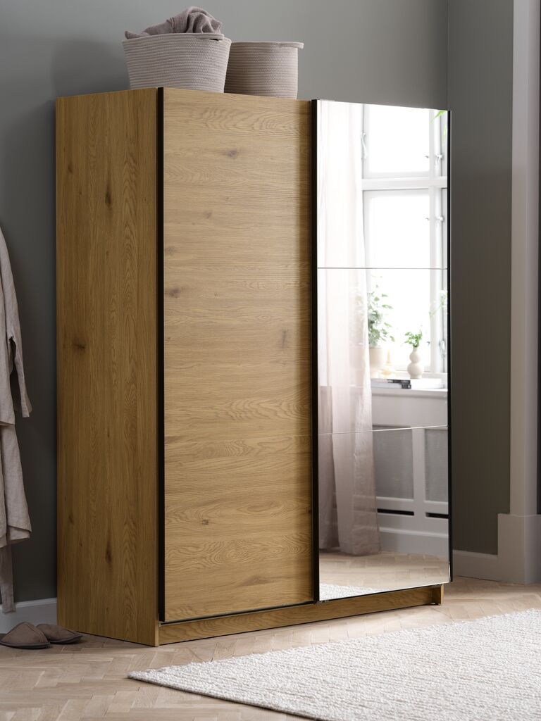 RABERG Garderob RABERG 150x200 m/spegel varm ekfärgad