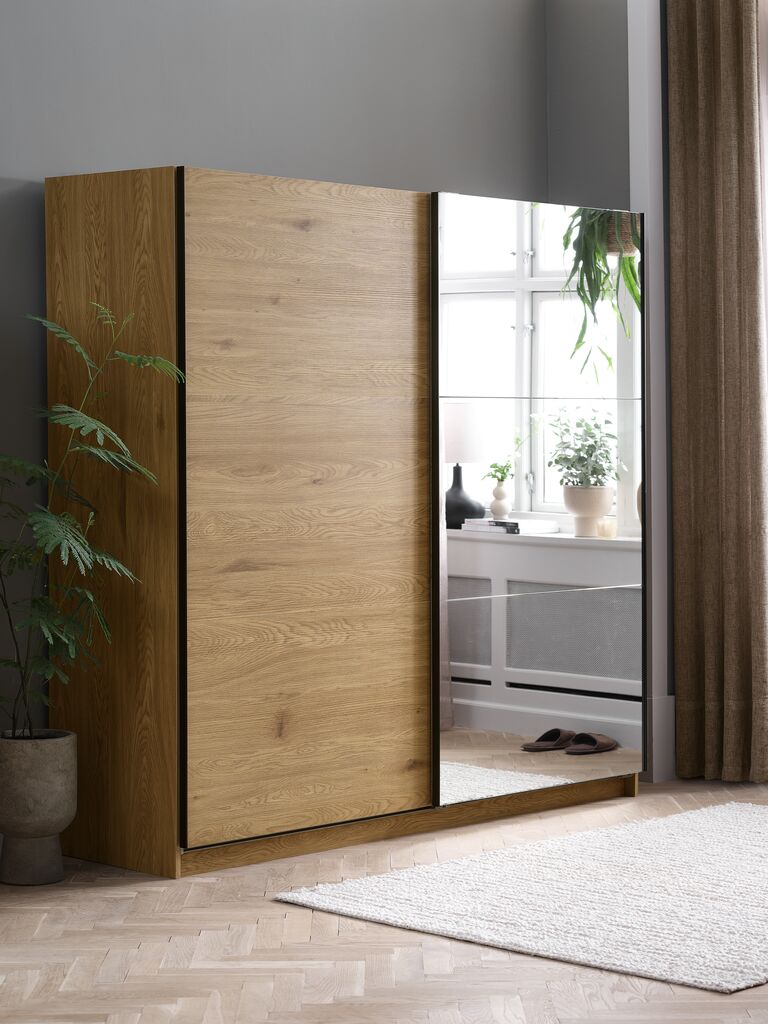 RABERG Garderob RABERG 200x200 m/spegel varm ekfärgad