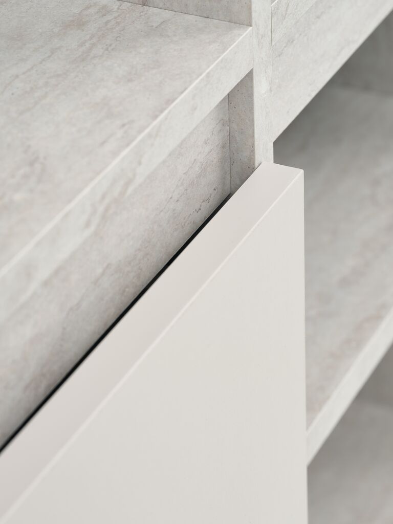 BILLUND Garderob BILLUND 119x193 4 dörrar 2 lådor travertin/beige