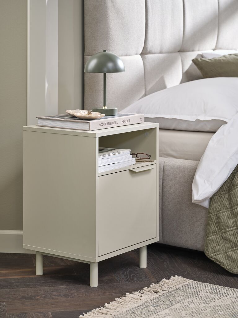 SKAVE Sängbord SKAVE 1 dörr beige