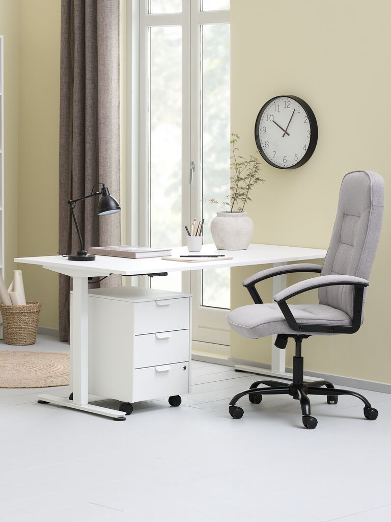 SKODSBORG Kontorsstol SKODSBORG grått tyg/svart