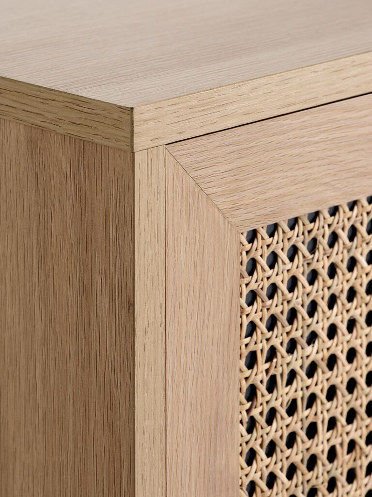 HALMSTAD Skåp HALMSTAD 2 dörrar varm ekfärgat