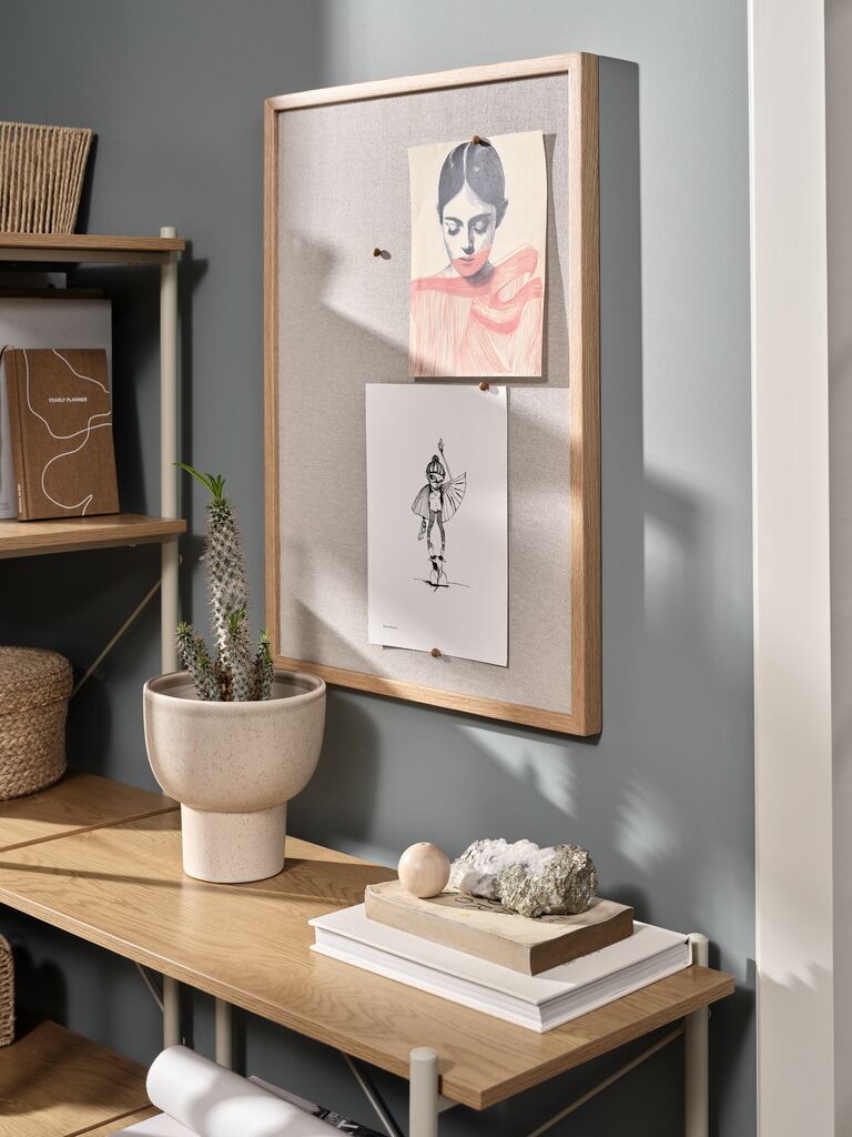 MOSEBY Anslagstavla MOSEBY 50x70 m/5st nålar beige/natur ek