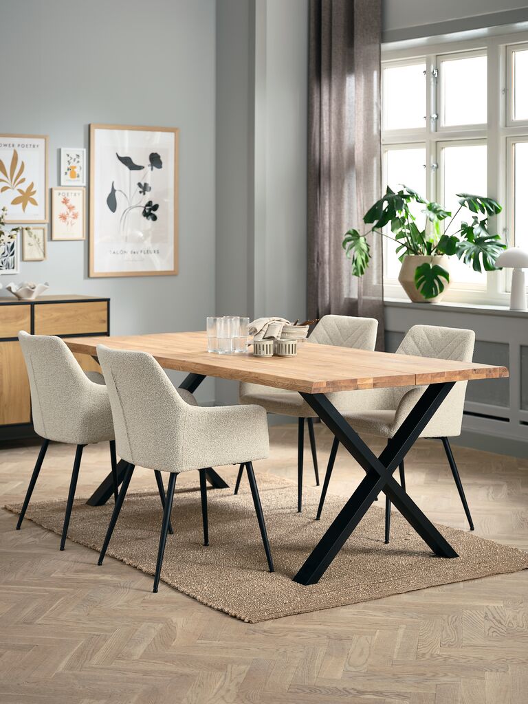 ROSKILDE/ROSLEV + PURHUS ROSKILDE/ROSLEV L200 bord natur ek + 4 PURHUS stol offwhite