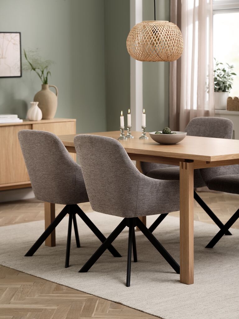 MEJLSKOV + ROSTRUP MEJLSKOV L180 bord natur ek + 4 ROSTRUP stol sand/svart