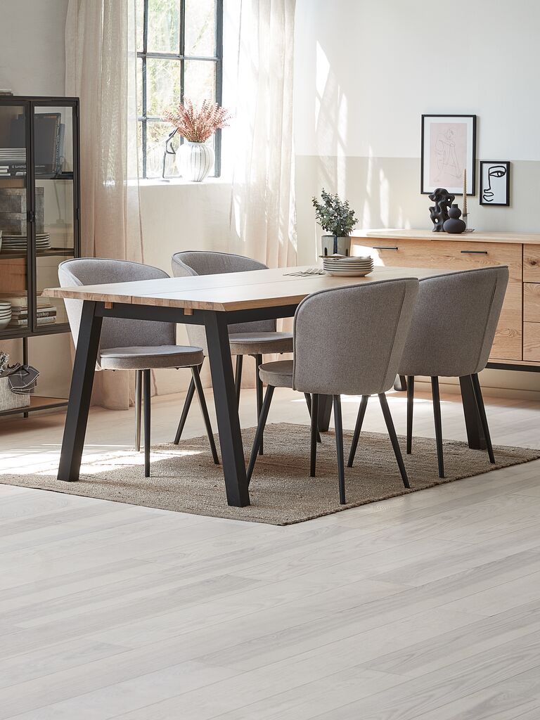 SKOVLUNDE + RISSKOV SKOVLUNDE L200 bord natur ek + 4 RISSKOV stol ljusgrå