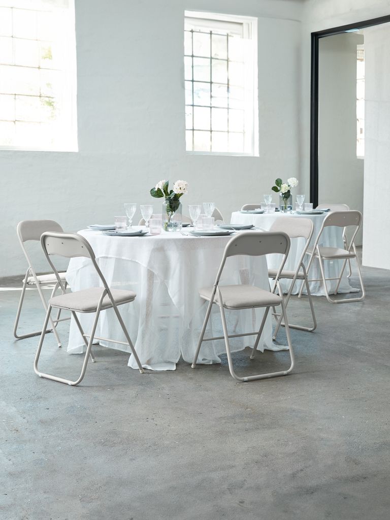 VOEL Klappstol VOEL ljus sand tyg