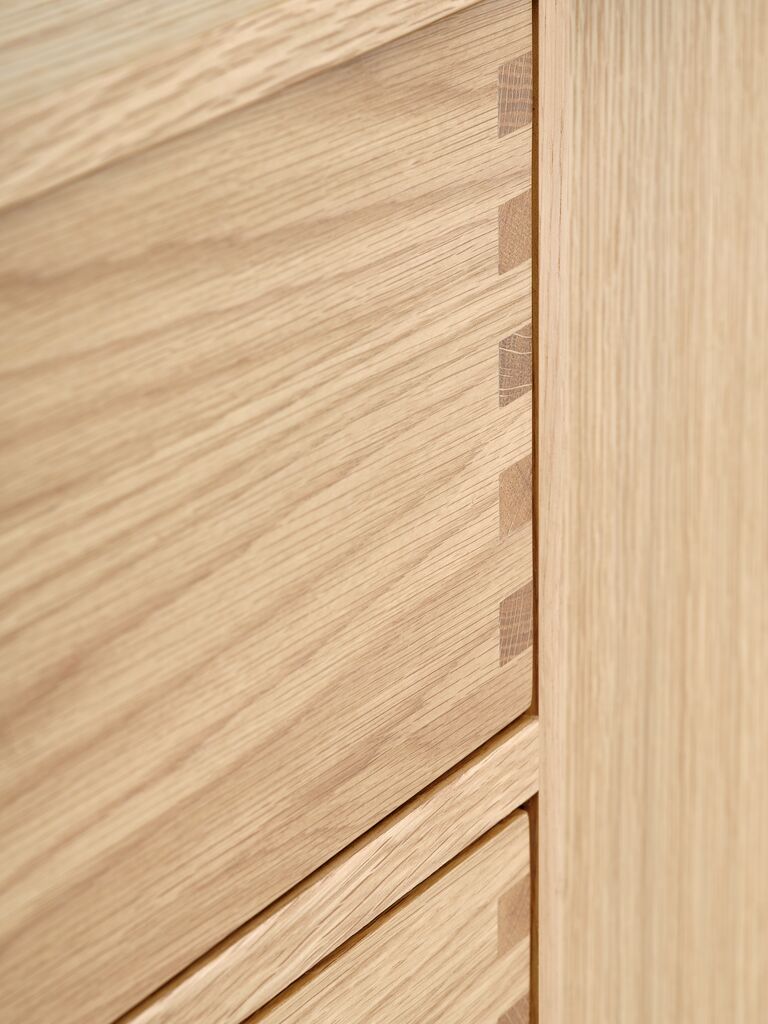 MEJLSKOV Skänk MEJLSKOV 2 dörrar 3 lådor natur ek