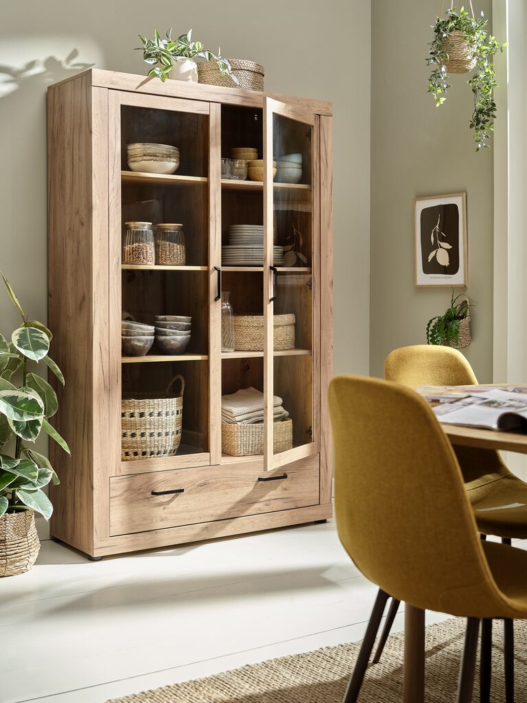 LINTRUP Vitrinskåp LINTRUP 2 dörrar natur vildekfärgat