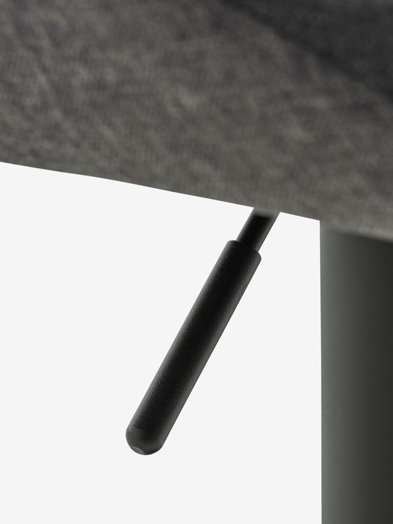 TAULOV Barstol TAULOV grått tyg/svart