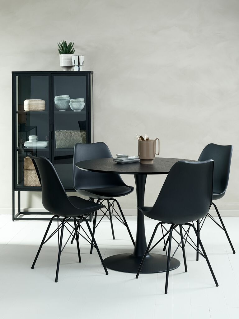 RINGSTED + KLARUP RINGSTED Ø100 bord svart + 4 KLARUP stol svart