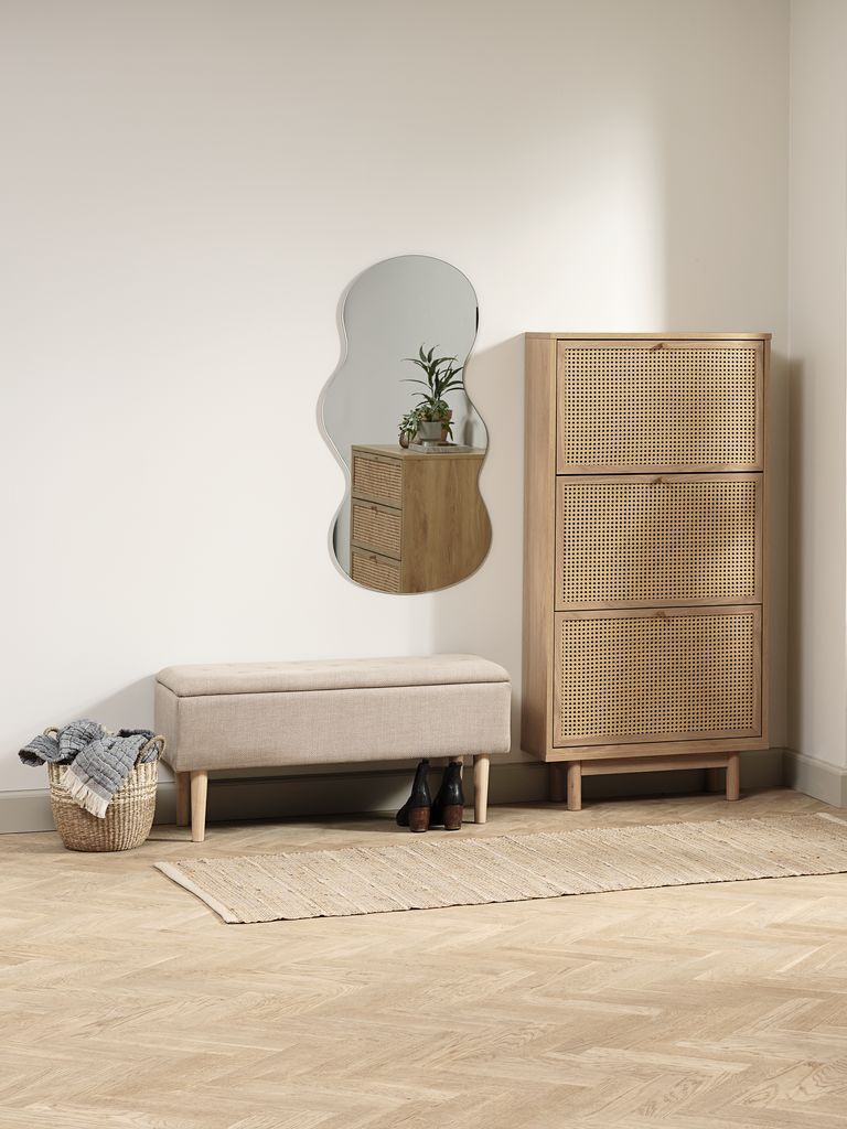 HALMSTAD Skoskåp HALMSTAD 3 fack konstrotting/varm ekfärgat