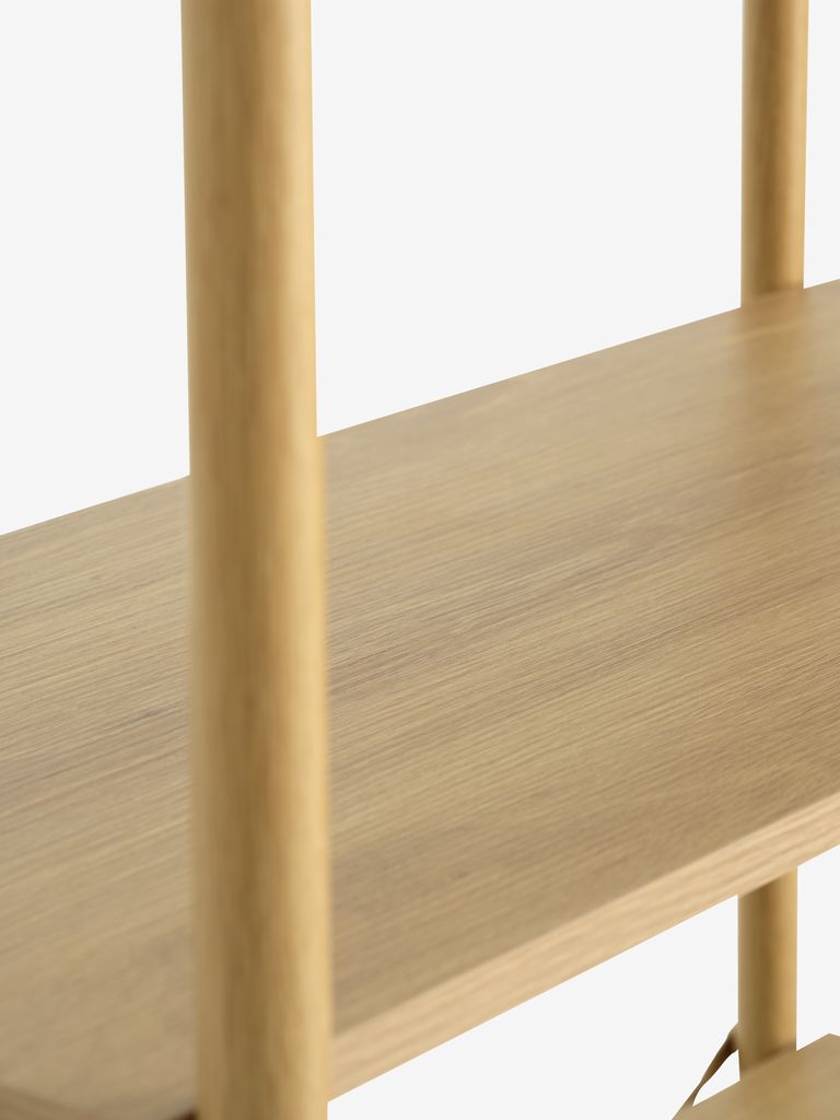 LINDVED Hyllenhet LINDVED 6 hyllor 2 dörrar natur ekfärgad