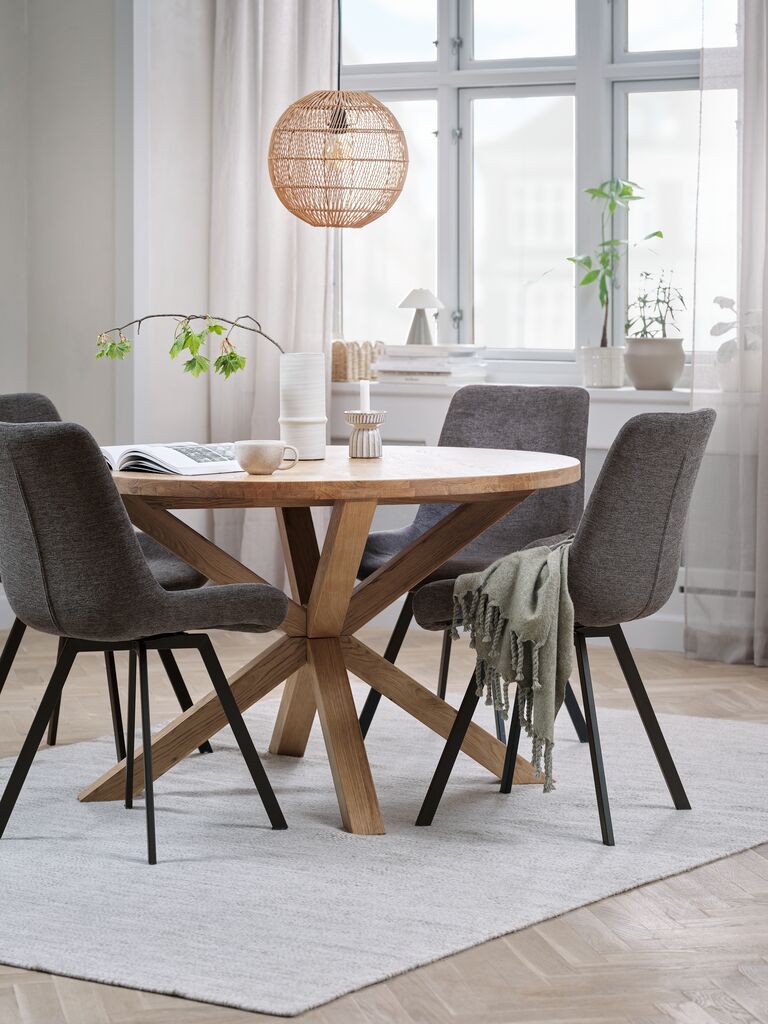 GRIBSKOV + HYGUM GRIBSKOV Ø120 bord natur ek + 4 HYGUM stol grå