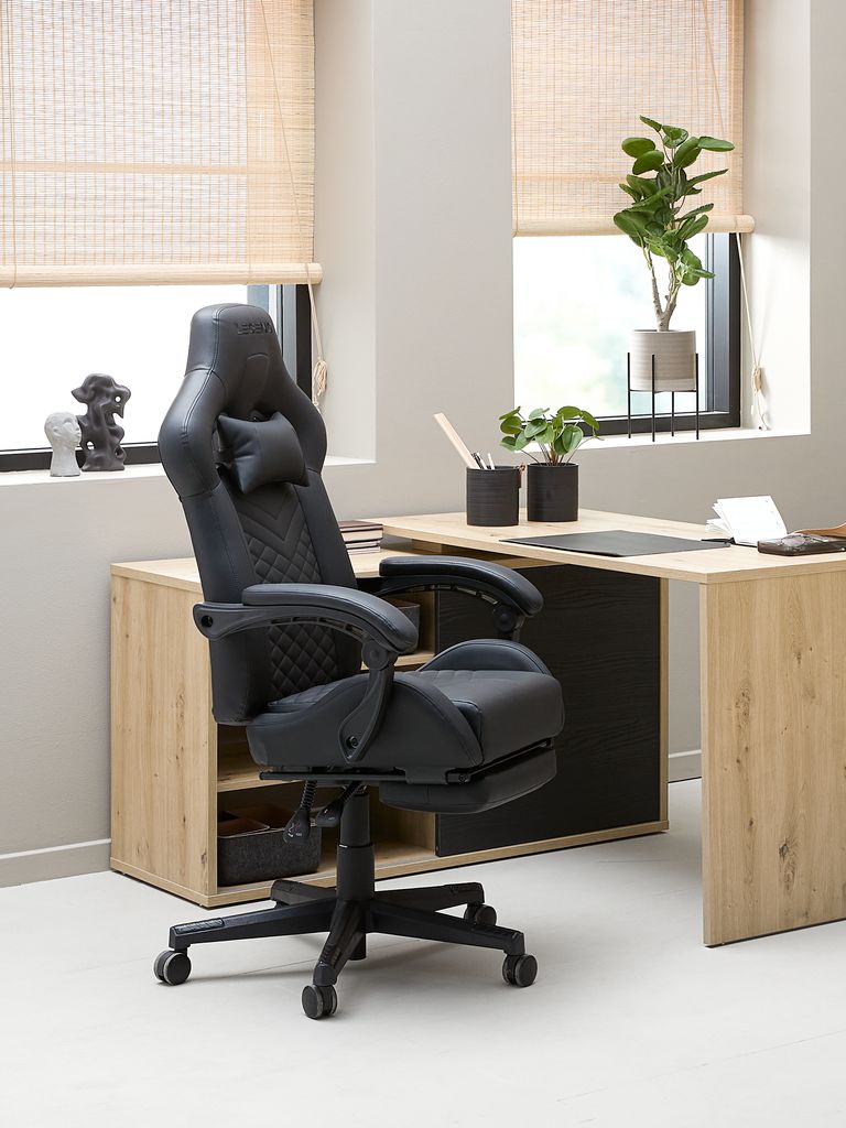 HALLUM Gamingstol HALLUM med benstöd svart konstläder