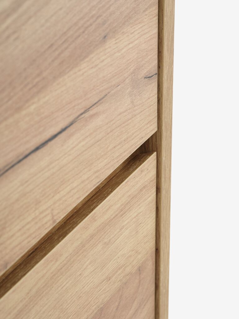 LIMFJORDEN Skoskåp LIMFJORDEN 3 fack natur vildekfärgat