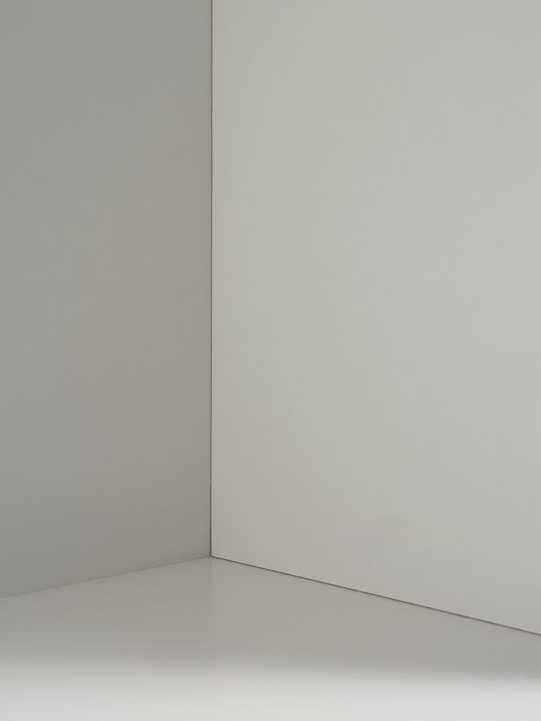 BRED Vägghylla BRED vit