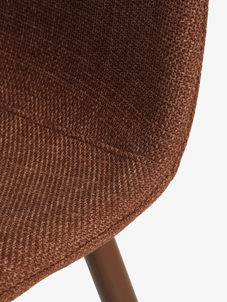 MARSTRAND + EJSTRUP MARSTRAND L200/280 bord mörk ek + 4 EJSTRUP stol terracotta