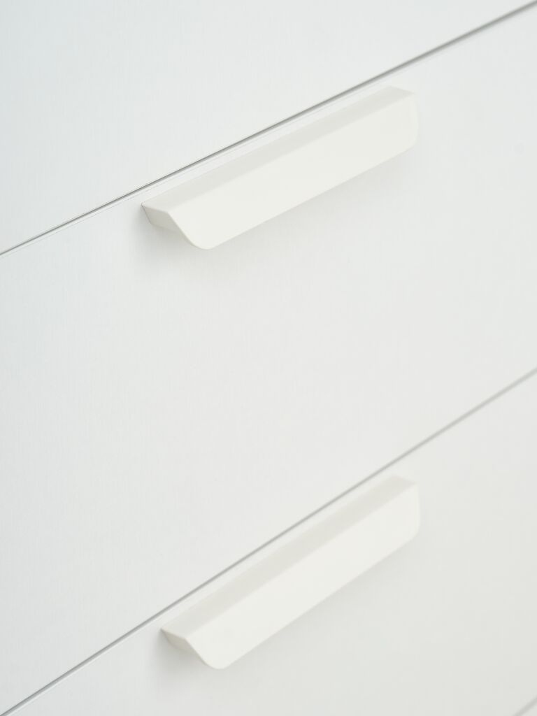 JENSLEV Garderob JENSLEV 144x176 3 dörrar 3 lådor vit