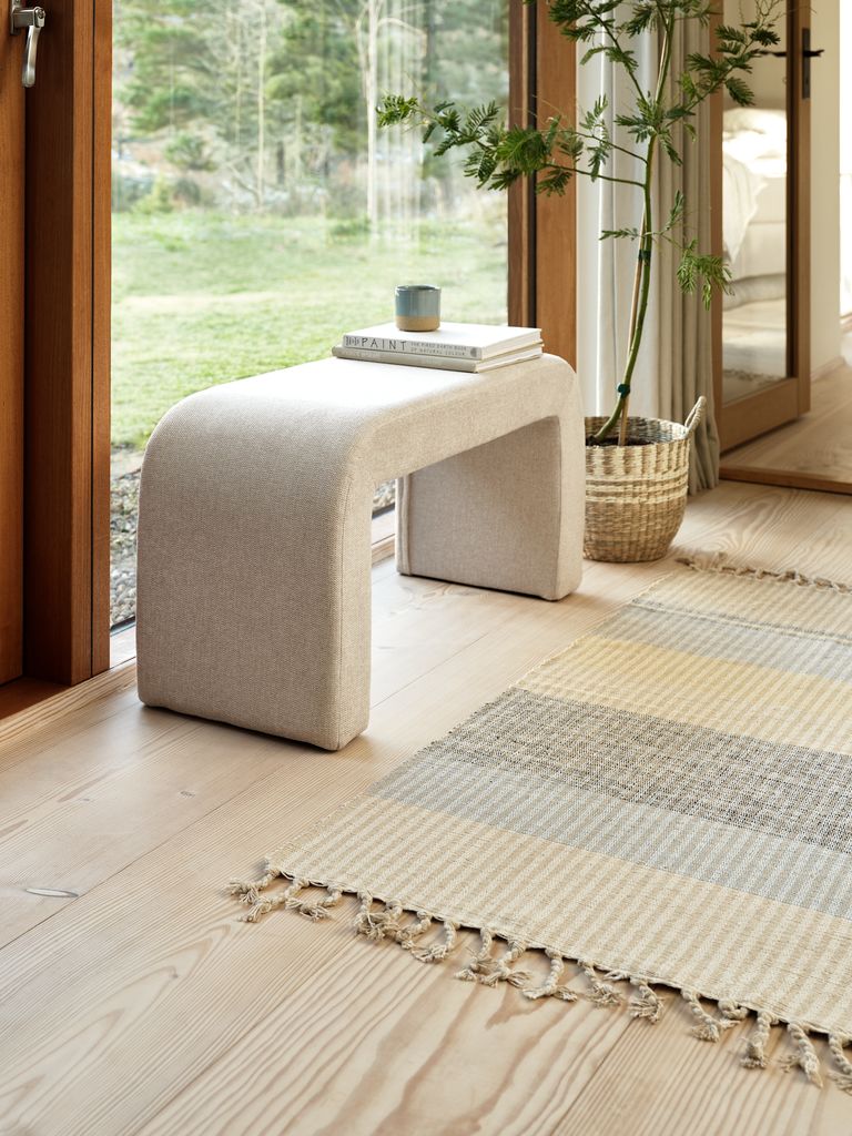 TUEN Bänk TUEN sandfärgat tyg