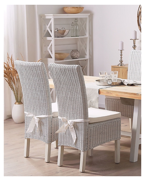 Zestaw 2 krzeseł rattanowych do jadalni