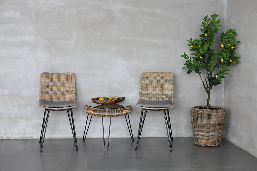 Zestaw 2 krzeseł z metalu i włókien