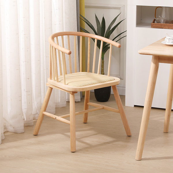 Zestaw 2 krzeseł z litego drewna i naturalnego rattanu