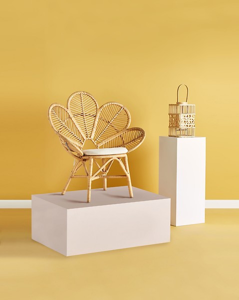 Fotel paw rattanowy z poduszką beżowy