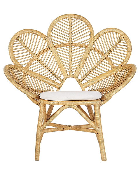 Fotel paw rattanowy z poduszką beżowy