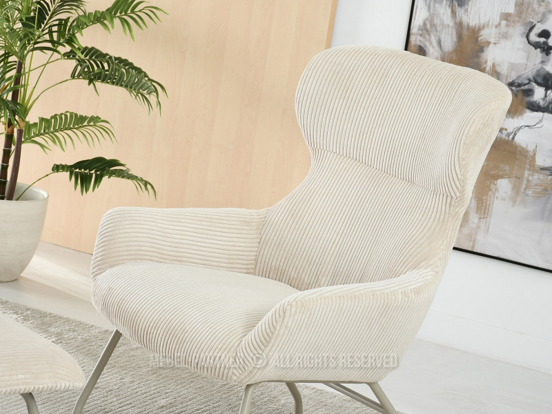 Beżowy Sztruksowy Fotel Conor Z Podnóżkiem Do Salonu