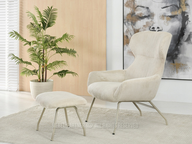 Beżowy Sztruksowy Fotel Conor Z Podnóżkiem Do Salonu