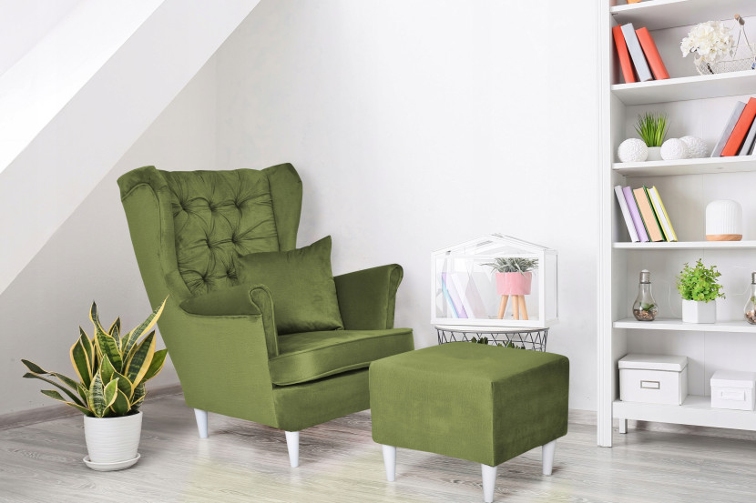 Fotel Uszak liliowy jasny róż aksamit urodziny