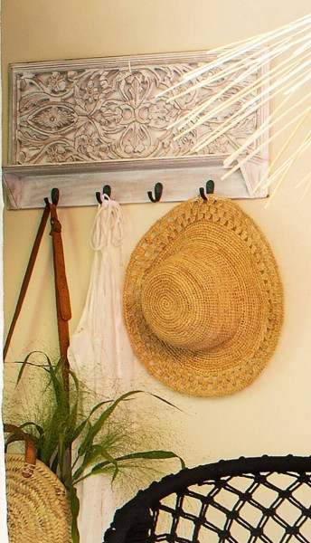 Wieszak z półką SABITAN  30x8,5x61 cm