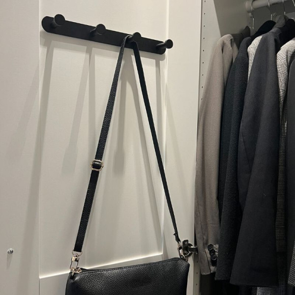 Wieszak na ubrania ścienny metalowy złoty do przedpokoju łazienki kuchni