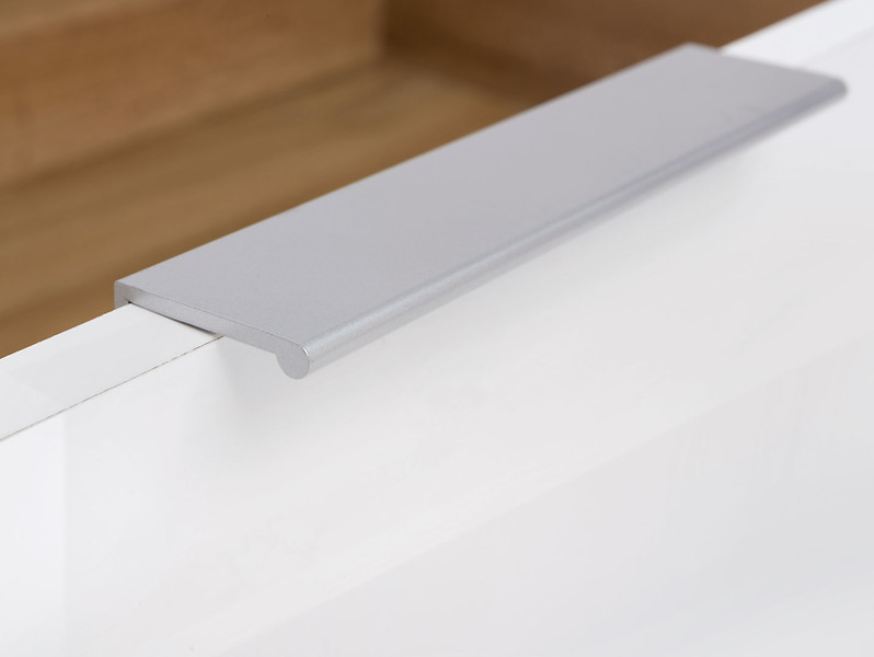 Szafa dwudrzwiowa Zele 90 cm z szufladą dąb wotan/biały połysk