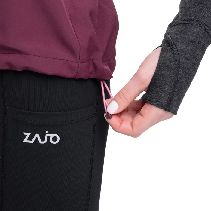 Ľahká a vetruodolná softshellová vesta