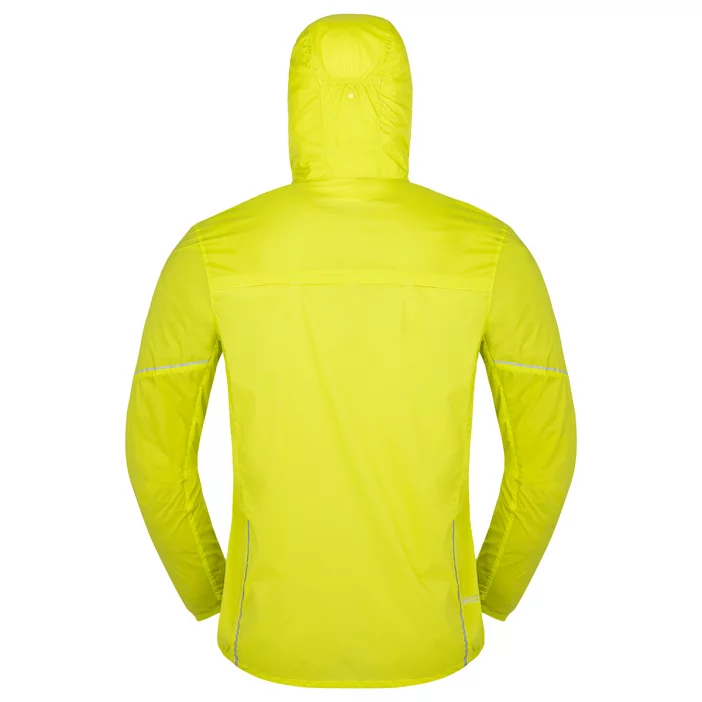 Ultraľahká pánska vetruodolná bunda.