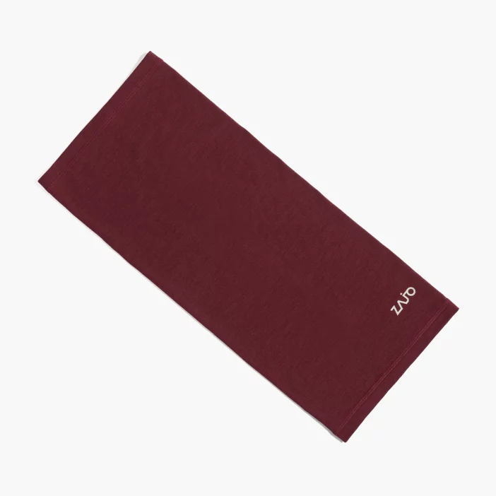 Ľahký náčník z jemnej merino vlny.