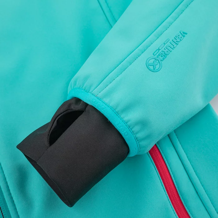 Zateplená a vetruodolná dámska softshellová bunda