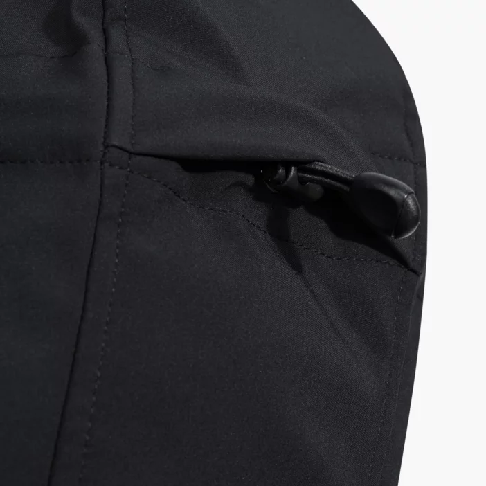 Zateplená a vetruodolná pánska softshellová bunda.