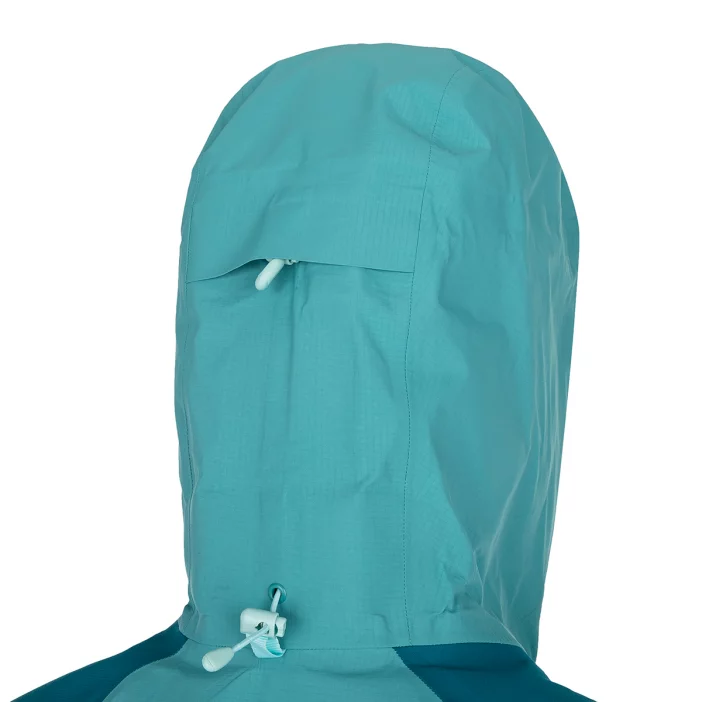 Nepremokavá hardshellová bunda s priedušnou membránou.