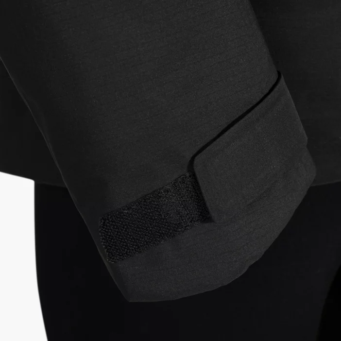 Nepremokavá hardshellová bunda s priedušnou membránou