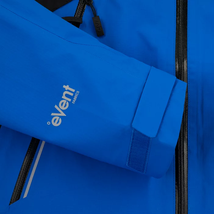 Nepremokavá hardshellová bunda s priedušnou membránou