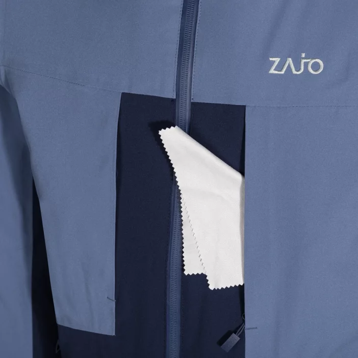 Odolná a nepremokavá lyžiarska bunda.