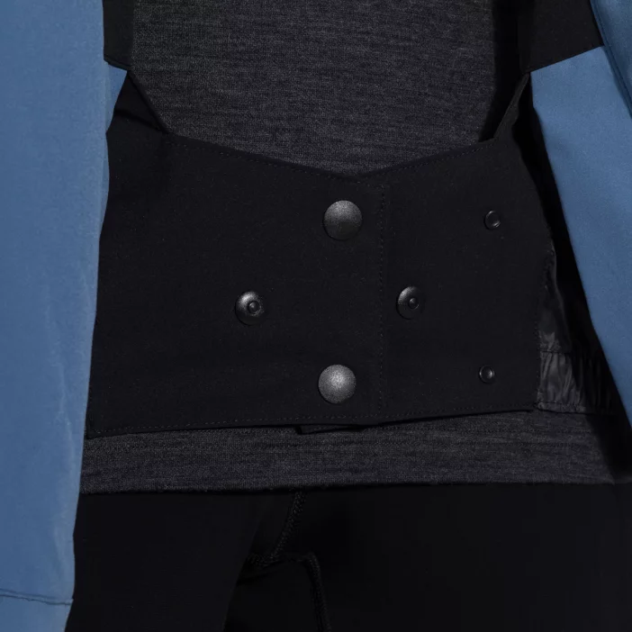 Odolná a nepremokavá lyžiarska bunda.